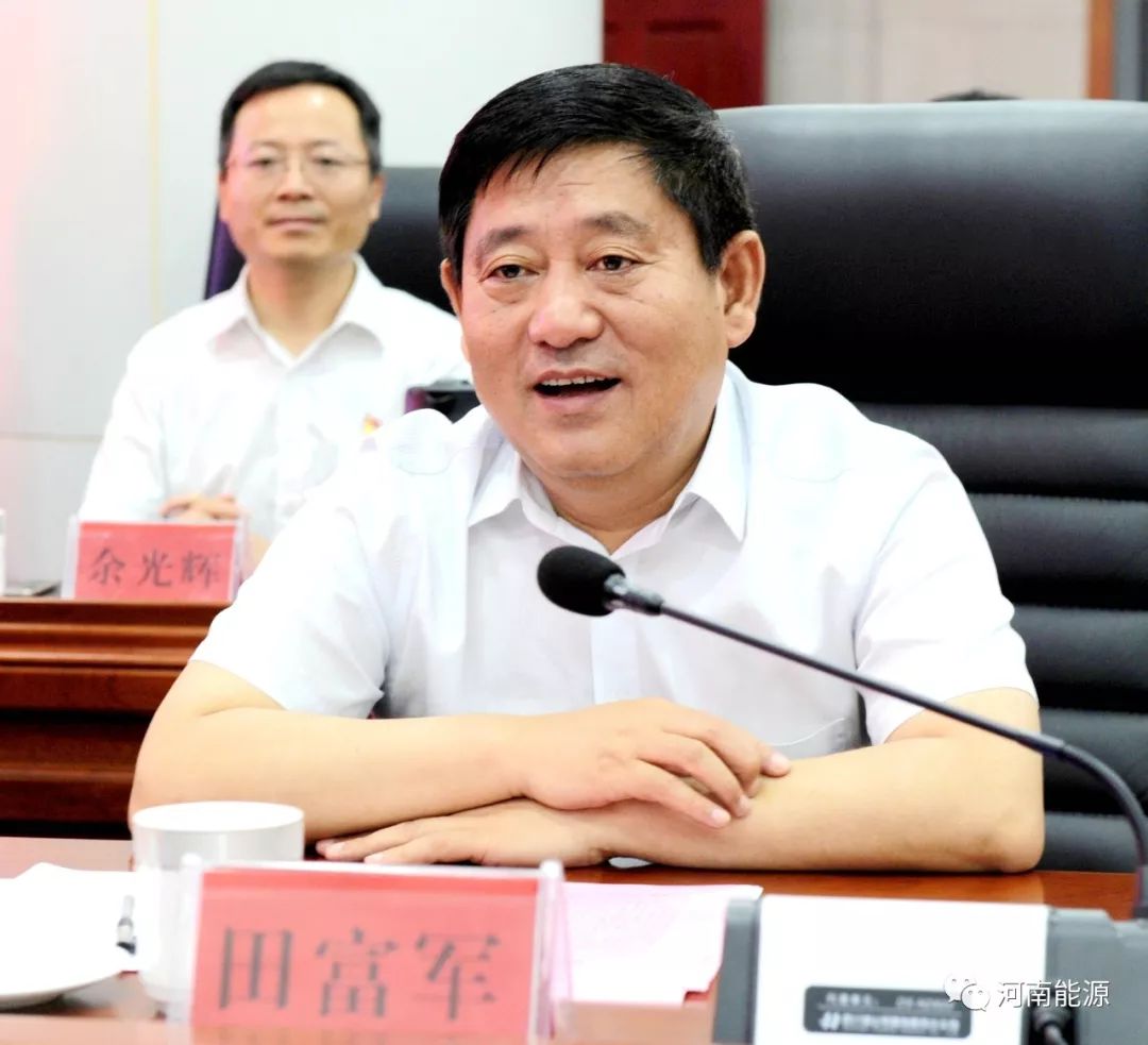 田富军对陈安林的到来表示欢迎.