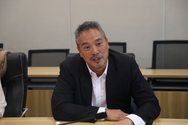 王尚卿讲话王尚卿表示,丹尼斯拥有专业的管理团队,系统化的销售模式