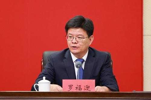 济源市委常委,组织部部长 罗福迎感谢这位记者朋友的提问.