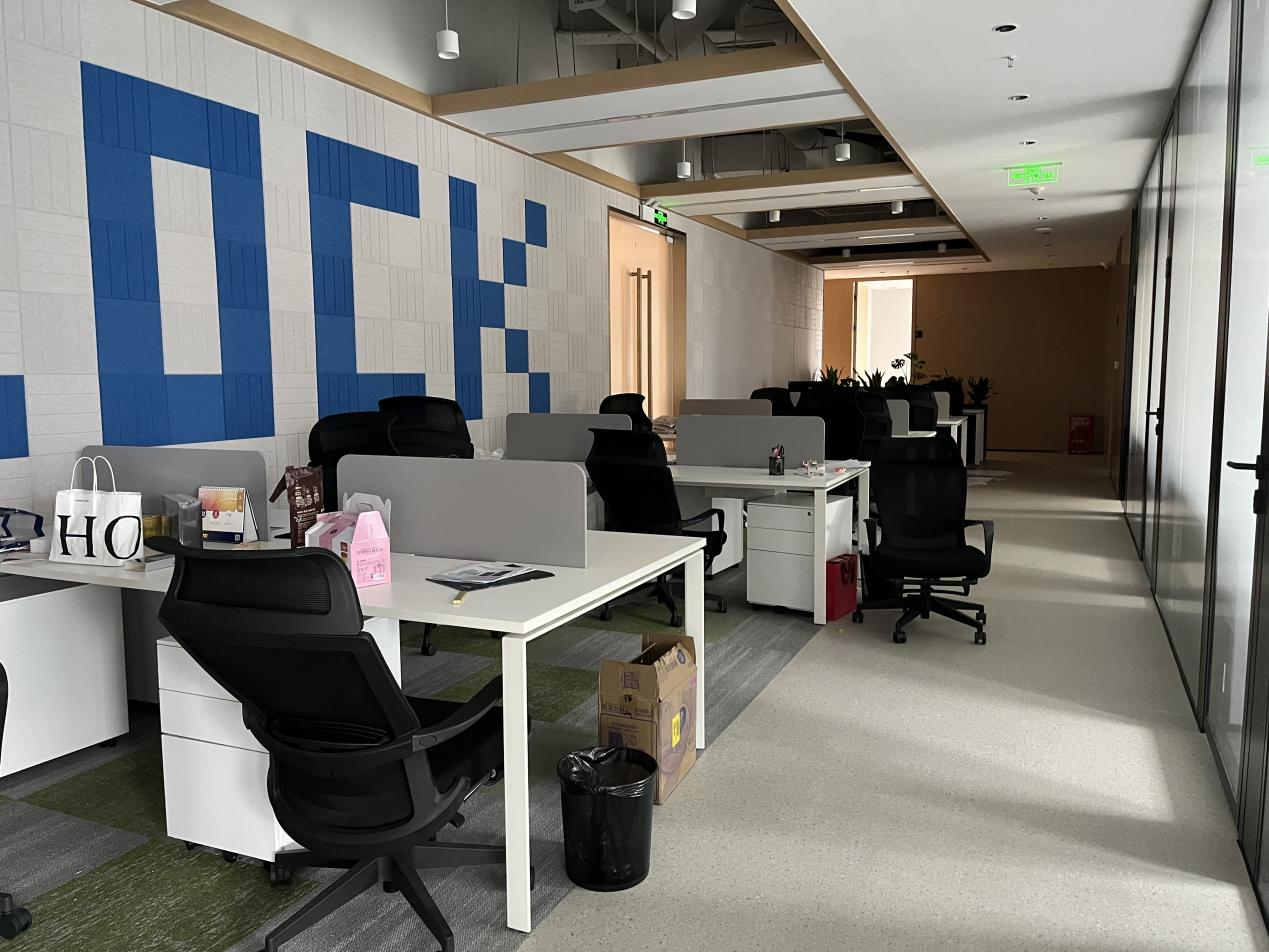 洛克资本深圳办公室，第一财经记者摄