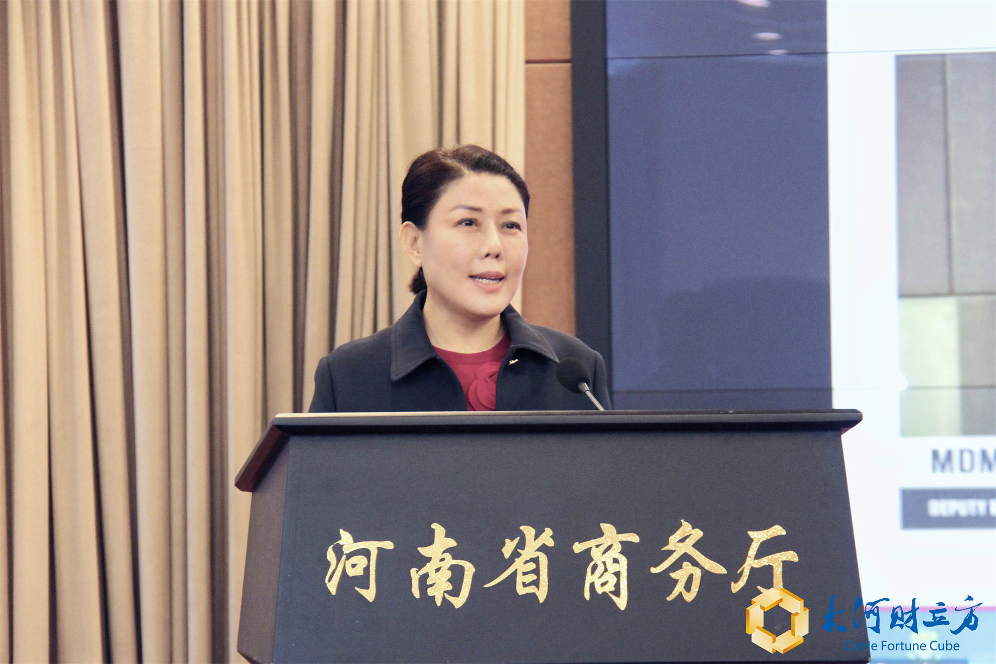 河南省商务厅副厅长李若鹏表示,马来西亚是"一带一路"倡议的天然和