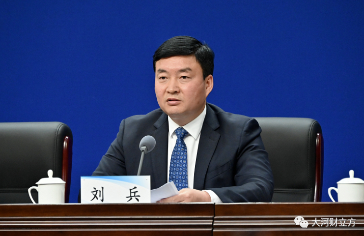 建功新时代"系列第六场新闻发布会召开,中共原阳县委书记刘兵介绍了